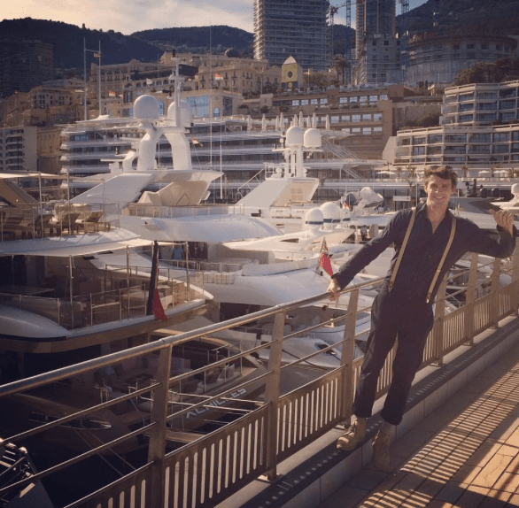 Vertical bretelles à Monaco